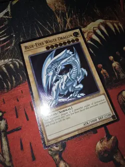 Blue-Eyes White Dragon Ultimate Rare OP28-EN001 Yugioh - Image 5