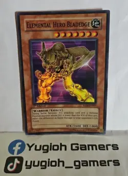 YUGIOH ELEMENTAL HERO BLADEDGE EEN-EN007 1 ST EDITION SUPER LIGHT PLAYED - Image 1