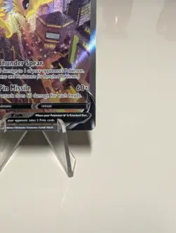 Jolteon V SWSH183 SWSH: Sword & Shield Promo Cards Holo - Image 3
