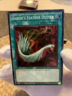 Harpie's Feather Duster EGS1-EN022 Super Rare 1st Edition Yu-Gi-Oh - Image 1