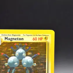 Magneton 9/102 Pokemon Base Set Holo Rare WOTC Vintage Card English HP - Image 5