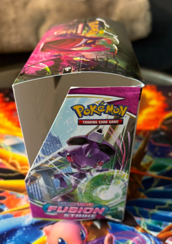 EMPTY Pokemon TCG Sword & Shield Fusion Strike Booster Box - NO CARDS, BOX ONLY 820650819162 - Image 4