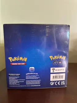 POKEMON GO PREMIER DECK HOLDER BOX DRAGONITE V STAR COLLECTION SEALED BRAND NEW - Image 3