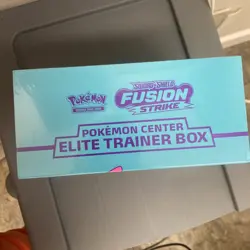 Fusion Strike Pokemon Center Sword and Shield Elite Trainer Box ETB [Sealed] - Image 2