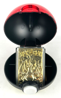 Pokemon Pokeball with 23K Gold Plated Charizard Card Burger King Premium 1999 - Image 1