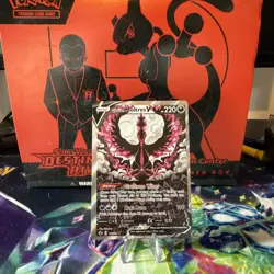 Pokemon TCG Galarian Moltres v Chilling Reign Card 177/198 Near Mint Condition - Image 2