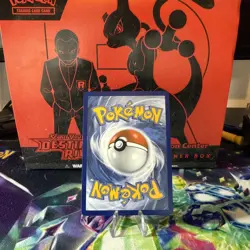 Pokemon TCG Galarian Moltres v Chilling Reign Card 177/198 Near Mint Condition - Image 3