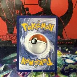 Pokemon TCG Galarian Moltres v Chilling Reign Card 177/198 Near Mint Condition - Image 4