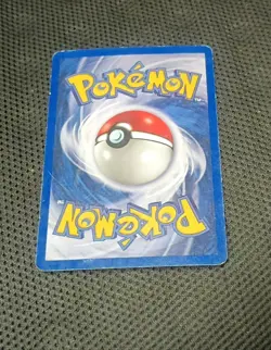 **Pokemon TCG Pikachu 86/110 Legendary Collection Reverse Holo LP-/MP - Image 5