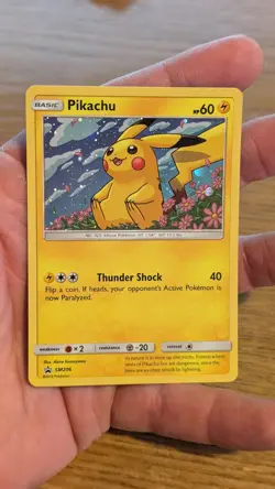 Pikachu - SM206 - Black Star Promo - Sun & Moon Holo 2019 - Pokemon - Image 1
