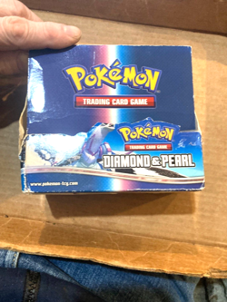 2007 EMPTY POKEMON DIAMOND & PEARL BOOSTER BOX - Image 1