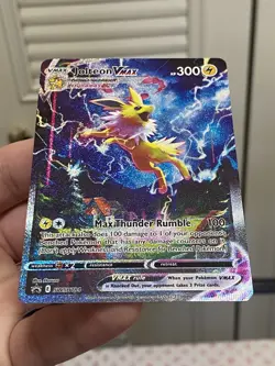 Pokemon SWSH184 Jolteon VMAX Sword & Shield Black Star Promo - Image 3