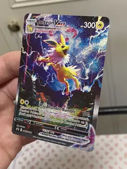Pokemon SWSH184 Jolteon VMAX Sword & Shield Black Star Promo - Image 5