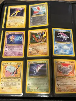 Pokemon Neo Revelation Set - Almost Complete - Near Mint to Lightly Played - Image 4