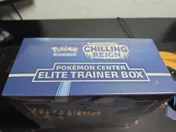 Pokemon - Pokemon Center Chilling Reign Elite Trainer Box Sealed - Image 3