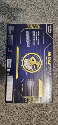 Jolteon VMAX Premium Collection Box Factory Sealed Mint Pokemon TCG - Image 2