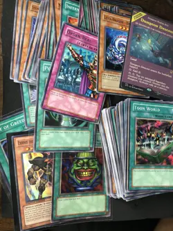 HUGE 1st EDITION Vintage Yu-Gi-Oh! TCG Starter Deck Card Lot 300+or- Cards - Image 4