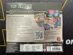 Pokemon TCG Sword & Shield Evolving Skies Elite Trainer Box (ETB) - Image 2