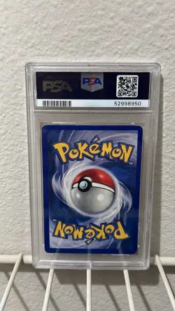 1999 Pokemon Base Set 1st Edition Growlithe Card #28 PSA 7 - Image 2