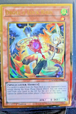 Yugioh Droll & Lock Bird - Maximum Gold (MAGO-EN006) premium gold rare - Image 1