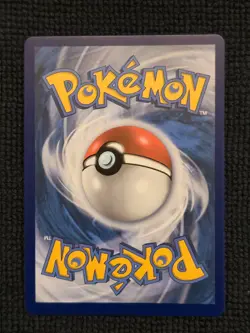 Umbreon Gold Star 17/17 Pokemon Celebrations Holo Card - Image 2