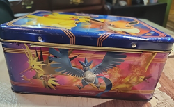 Pokemon 2018 Pikachu Eevee Tin Lunch Box Only (NO CARDS) - Image 2