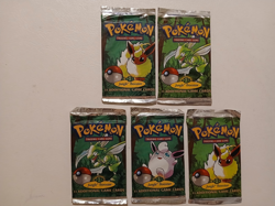 5 Pokemon Jungle Set Booster Packs 1999 in Excellent Condition - Image 1