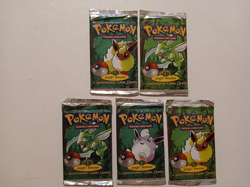 5 Pokemon Jungle Set Booster Packs 1999 in Excellent Condition - Image 2
