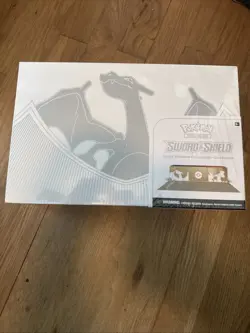 Pokemon TCG Sword and Shield Ultra Premium Collection Box - Charizard - New 820650871115 - Image 1