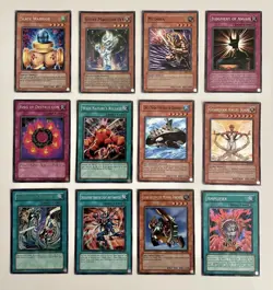 Yugioh Vintage 27 Foil/325 Card Binder Lot Dark Magician Blue-Eyes Red-Eyes 2002 - Image 4