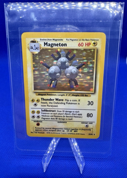 Pokemon TCG Magneton Base Set Holo Unlimited Rare Card 9/102 WOTC - Image 1