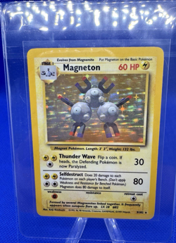 Pokemon TCG Magneton Base Set Holo Unlimited Rare Card 9/102 WOTC - Image 3