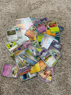 Pokemon TCG Lot 250 cards, Pokeball, Holo, Reverse Holo, NO ENERGY - Image 2