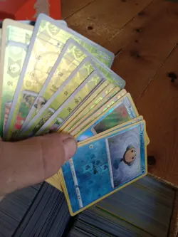Pokemon Cards Bulk Lot of 800 Cards - RARES HOLOS AND REVERSE HOLOS Mix - Image 3