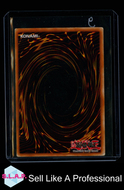 DARK MAGICIAN YUGIOH DDS-002 2002 DARK DUEL STORIES SECRET RARE ENGLISH - Image 2