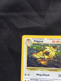 Pokemon Cards: Jungle Rare Holo: Pidgeot 8/64 No Symbol Error - Image 3