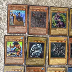 Yu-Gi-Oh! TCG 1996 Lot of Cards Basic, Holo, Vintage, Ungraded - Image 2