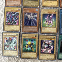 Yu-Gi-Oh! TCG 1996 Lot of Cards Basic, Holo, Vintage, Ungraded - Image 5