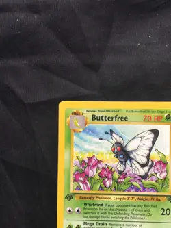 Pokemon Cards: Jungle 1st Edition Uncommon: Butterfree 33/64 D Error - Image 2