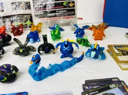 Bakugan Battle Brawlers Lot of 24 with Carry Case 13 Magnetic Cards And 31 Cards - Image 5