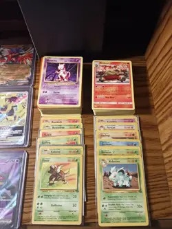 Pokemon Card Mixed Lot 850+ Cards V/TG/Rainbow/Gold/Base/Holo/Reverse/Jumbo/Etc - Image 3