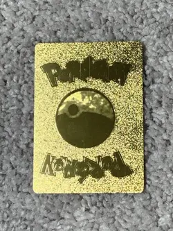 Pokemon Unique Eevee VMax HP300 Blkstar Promo Hi-Gloss Gold Foil Fan Art Card LP - Image 2