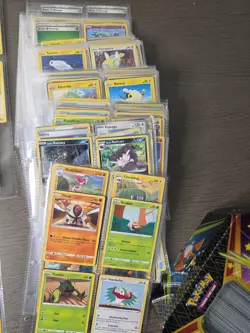 Pokemon Cards TCG Mixed Vintage WOTC And Modern Lot LP-HP-DMG ~7lbs of cards - Image 2