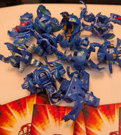 Bakugan Battle Brawlers Aquos Lot of 10 plus case & 5 magnetic cards - Image 3