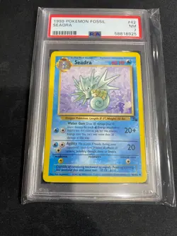 1999 Seadra #42 Fossil Set Uncommon Original Pokemon Card PSA 7 - Image 1