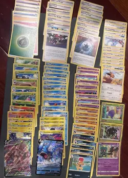 Lot Of 100 Cards - Pokemon TCG: Evolving Skies - Ultra Rare, Holo Rare & More!! - Image 1