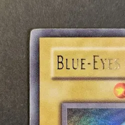 YuGiOh TCG Blue-Eyes White Dragon SDK-001 UR Holo Unlimited Starter Deck Kaiba - Image 2