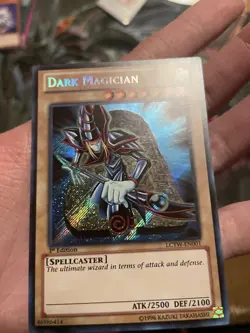 YuGiOh! DARK MAGICIAN • SECRET RARE • LCYW-EN001 • 1st EDITION • NM - Image 2