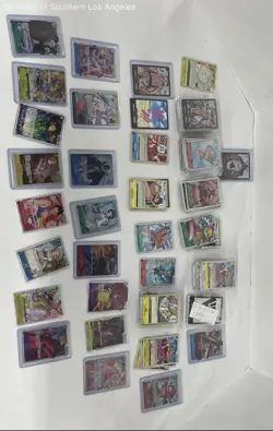 1.9 Lb Lot Of Rare And Holo One Piece Trading Cards - Image 1