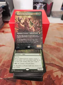 Squirreled Away Precon Deck And Deck Box MTG - Image 1